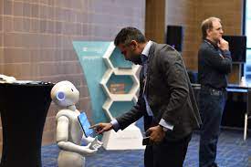 ParaBOT. Rent-A-BOT. Softbank Pepper